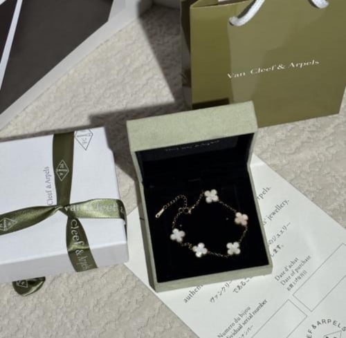 تخصيص الهديه حسب ذوقك