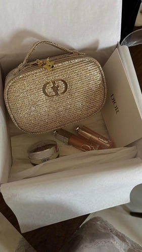 مجموعه شنطة من ديور بيوتي الجديدة -Dior لميتد اديش...