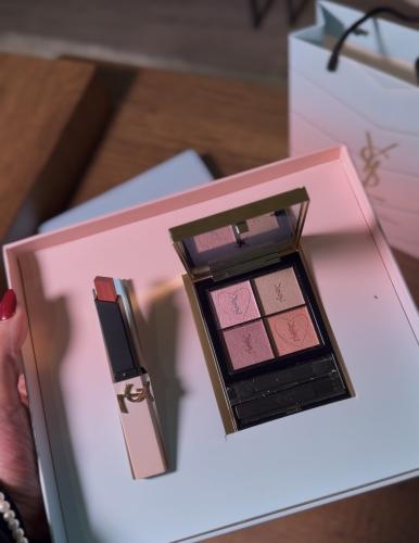 مجموعة سان لوران شدو وروج