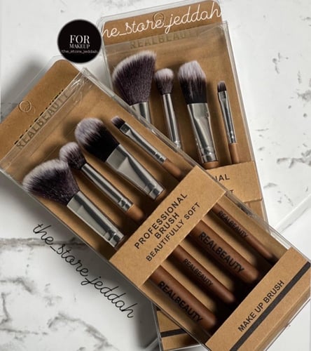 فرش اساسيه للمكياج 4 قطع