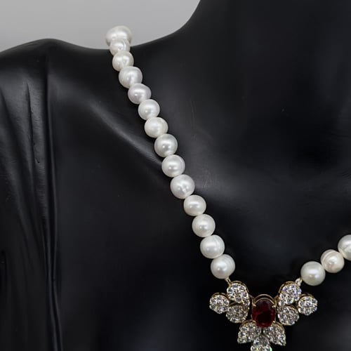 عقد تصميم الألماس واللؤلؤ الفاخر