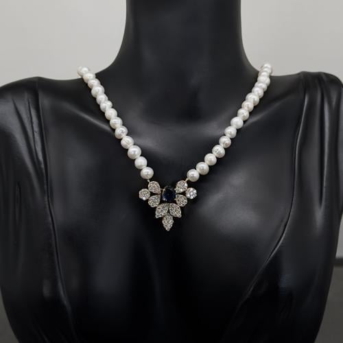 عقد تصميم الألماس واللؤلؤ الفاخر