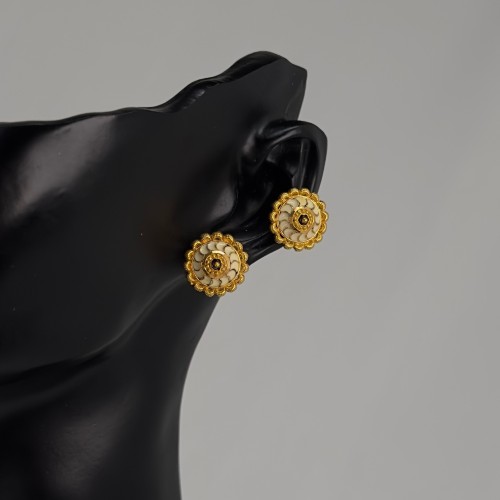 حلق ذهب تصميم هندي عيار 21 الوزن 3.8g