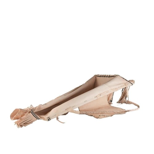 ميزب حجم كبير مهز جلد مزخرف