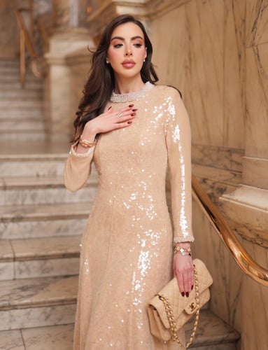 فستان وهج اللآلىء