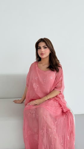 طقم وهج فوشي