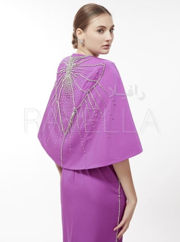 فستان مع كيب بكرستال يدوي