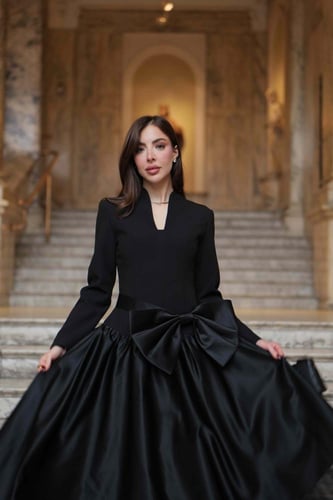 فستان ياقوت اسود