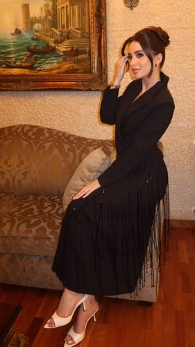 بليزر هدب سيلاني اسود