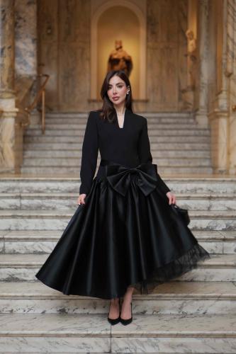 فستان ياقوت اسود