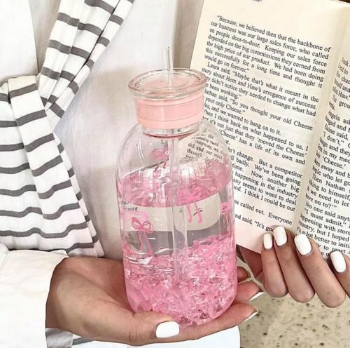 مق بلاستيك غطا ومزاز