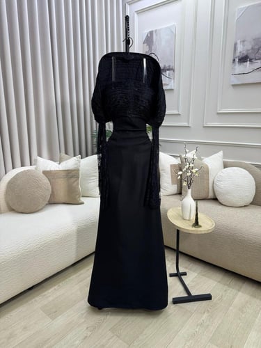 فستان تنفيذ R BOUTIQIE باربي