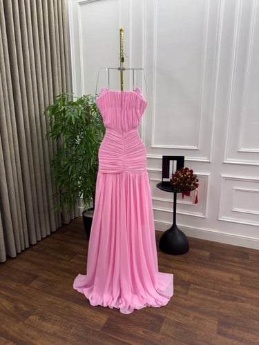 فستان تنفيذ R BOUTIQUE