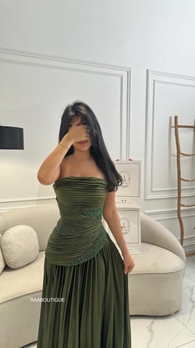 فستان R BOUTIQUE تسليم فوري