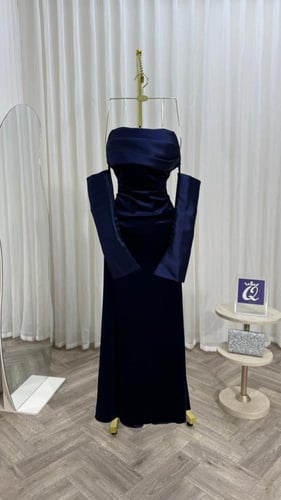 فستان تنفيذ R BOUTIQUE