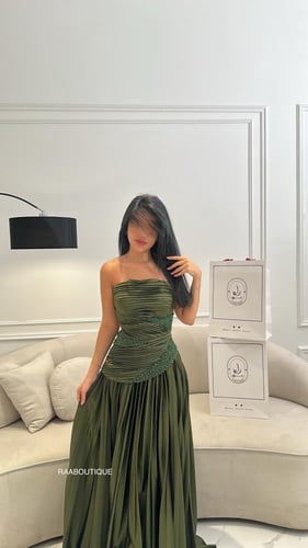 فستان R BOUTIQUE تسليم فوري