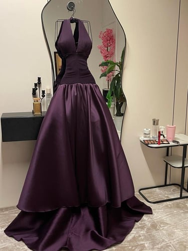 فستان تنفيذ R BOUTIQUE