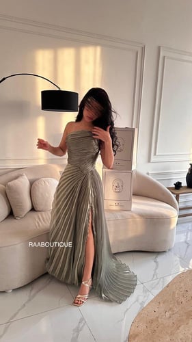 فستان تنفيذ R BOUTIQUE