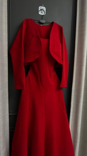 فستان تنفيذ R BOUTIQUE قطعتين