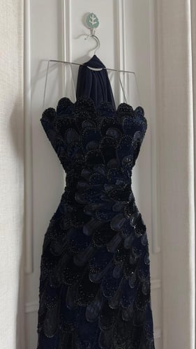 فستان تنفيذ R BOUTIQIE