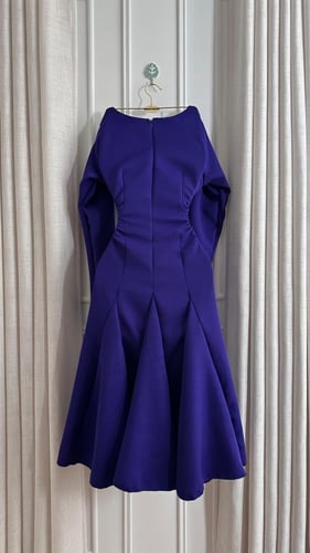 فستان تنفيذ R BOUTIQUE