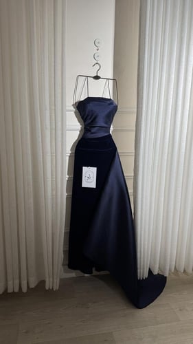 فستان تنفيذ R BOUTIQUE