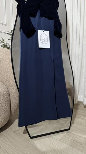 فستان تنفيذ R BOUTIQIE