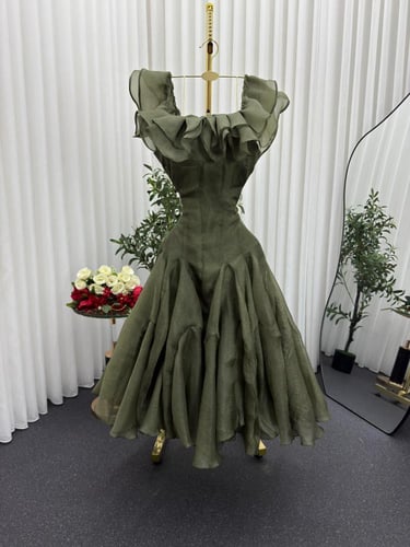 فستان تنفيذ R BOUTIQUE