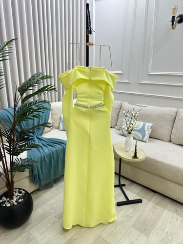 فستان تنفيذ R BOUTIQUE