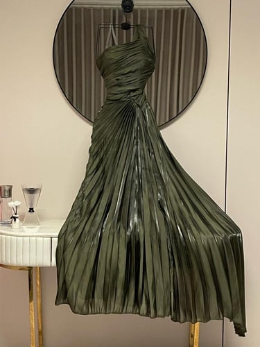 فستان تنفيذ R BOUTIQUE