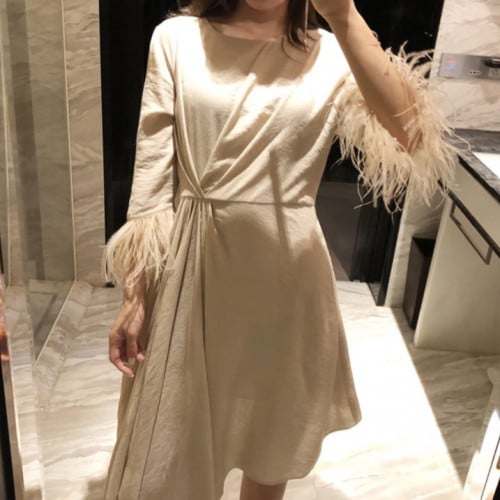 فستان ريش قصير