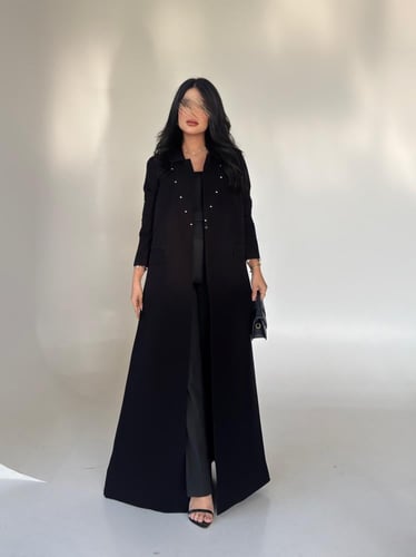 عباية قصة بليزر