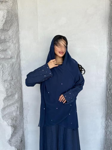 عبايات لينن ملونة