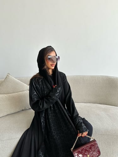 عباية شمواه اسود