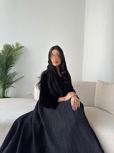 عباية شتوية سوداء