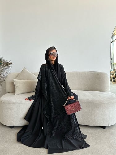 عباية شمواه اسود