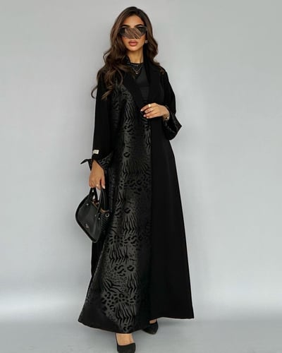 عباية كريب اسود