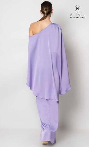 فستان كريب موف فاتح بكريستال على الخصر- بيت نايا