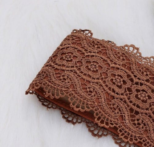 حزام دانتيل