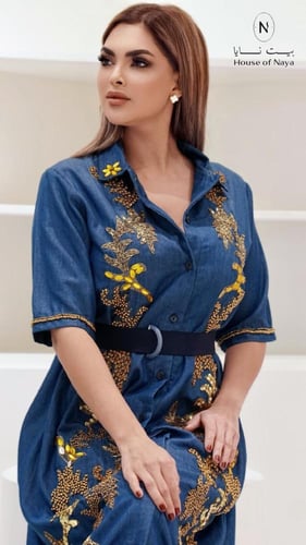 فستان جينز بتطريز ذهبي - بيت نايا