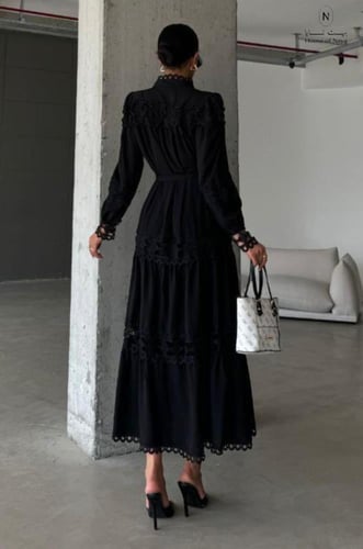 فستان انيق قطن طبيعي مفرغ