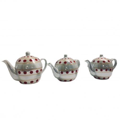 ابريق بورسلان لؤلؤي كويتي احمر