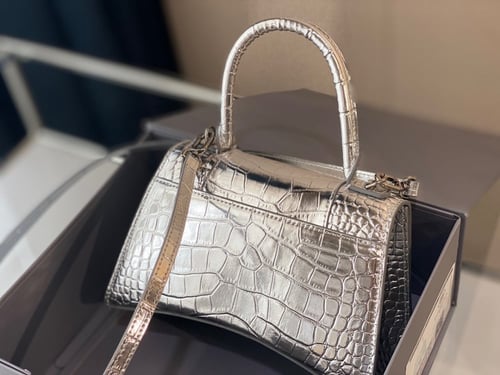 شنطه Bا مقاس 19