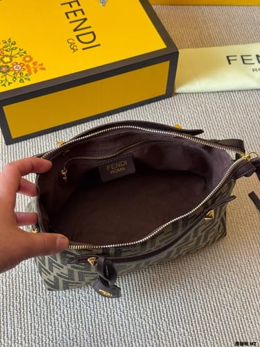 شنطه FF مقاسين