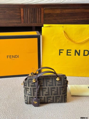 شنطه FF مقاسين