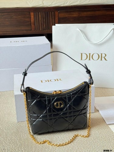 21*16 Dior Diorling