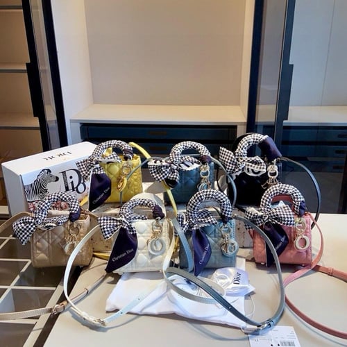 ليدي مايكرو صغير جدا