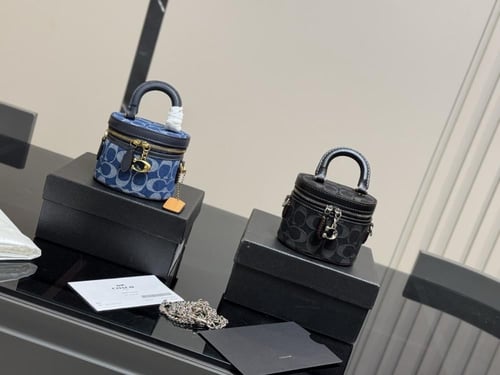 حقيبه صغيره