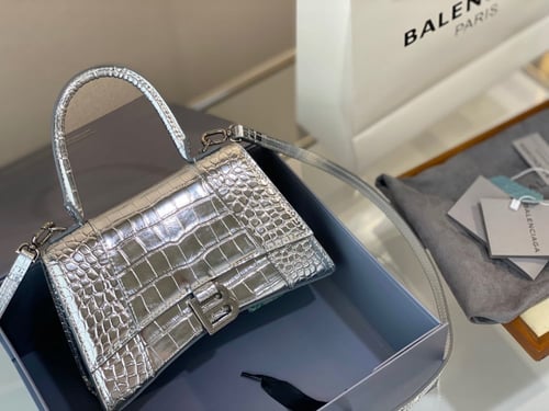 شنطه Bا مقاس 19