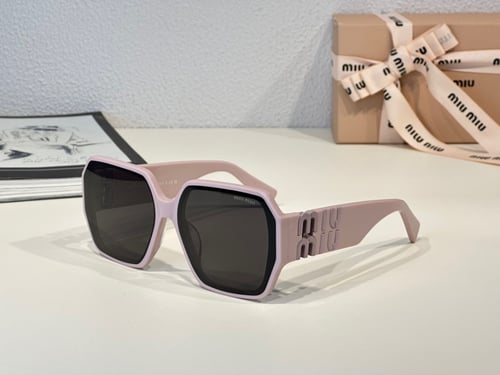 نظاره ميو ميو